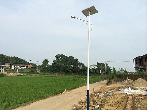 太陽能路燈 太陽能燈具價格 南德太陽能