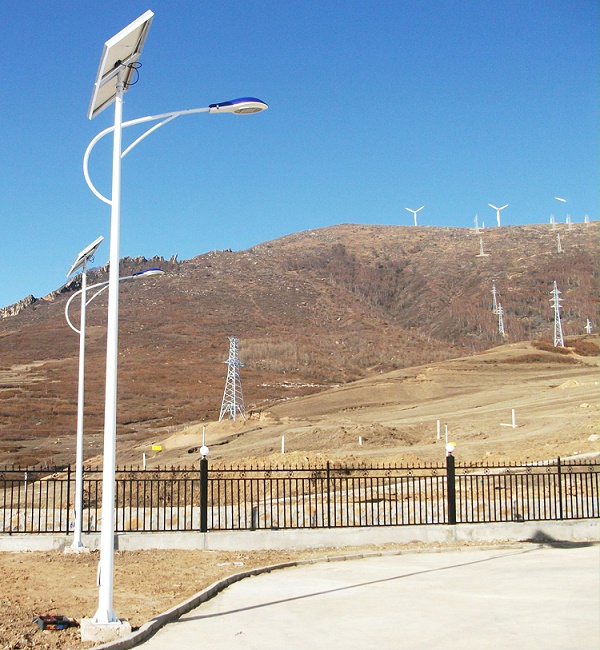 云南太陽能路燈_新農村太陽能路燈_太陽能led路燈
