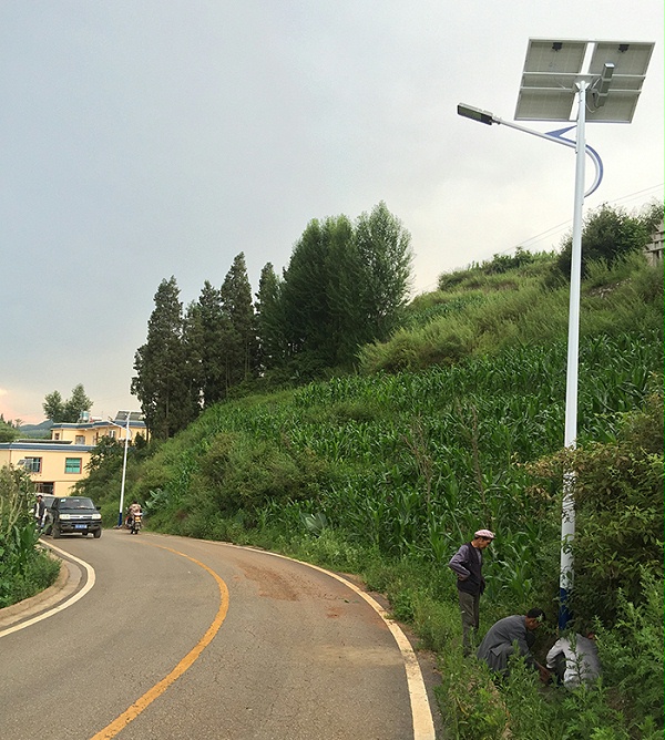 海南太陽能路燈 太陽能道路燈 南德太陽能