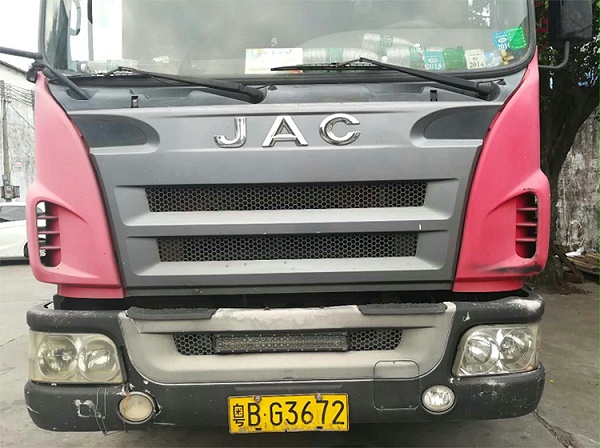 太陽能路燈裝車_太陽能路燈打包_南德太陽能