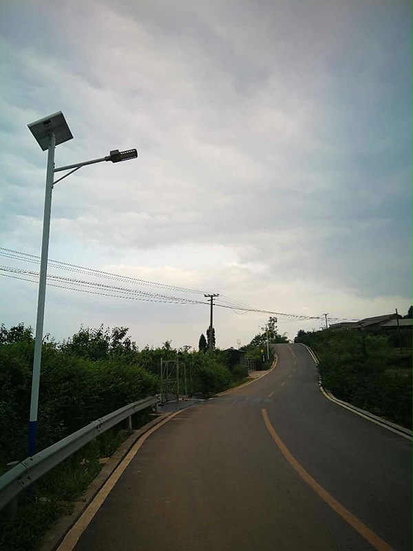 太陽能路燈_重慶太陽能路燈_農村太陽能路燈